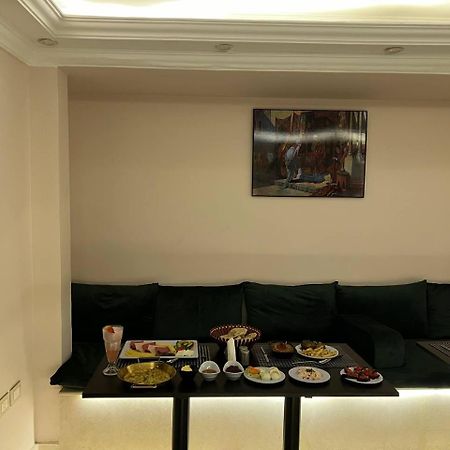 Aziz Egypt Pyramids View Hotel Kafret el-Gabal Exterior foto